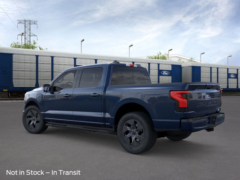 2025 Ford F-150 Lightning photo 4