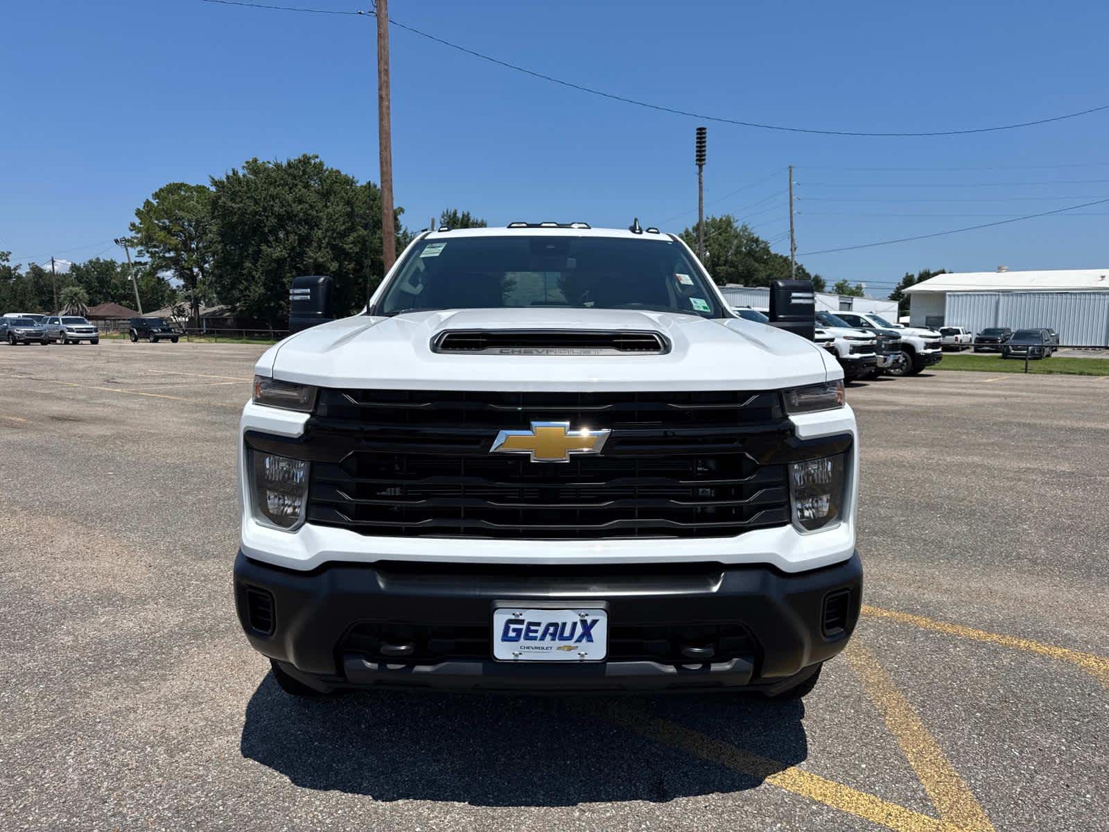 2025 Chevrolet Silverado 2500HD photo 4