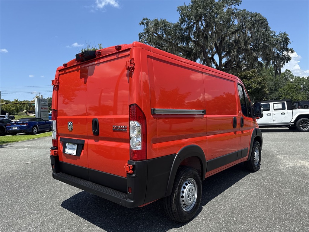 2025 Ram ProMaster 1500 photo 3