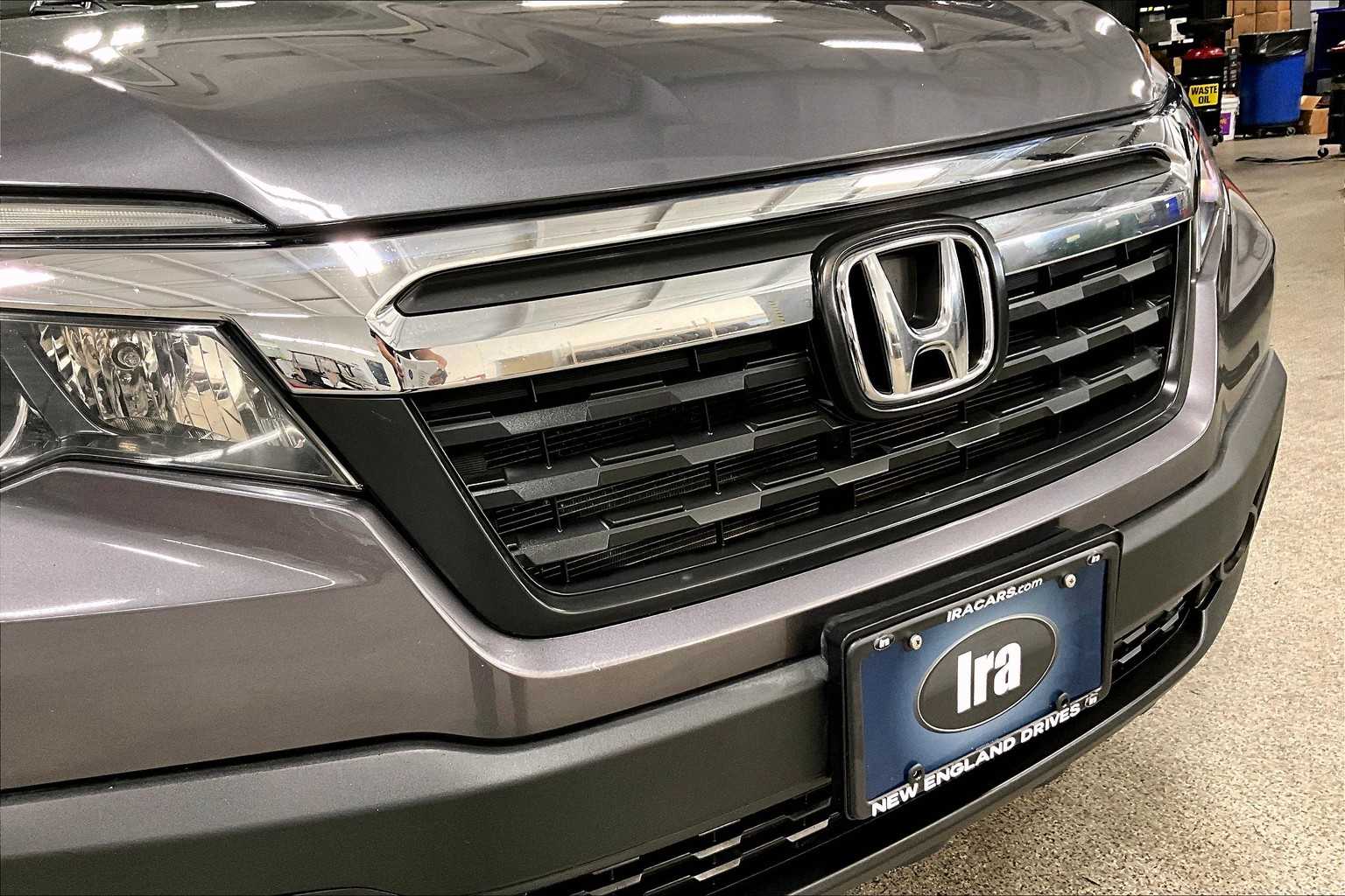 2019 Honda Ridgeline RTL-T photo 28