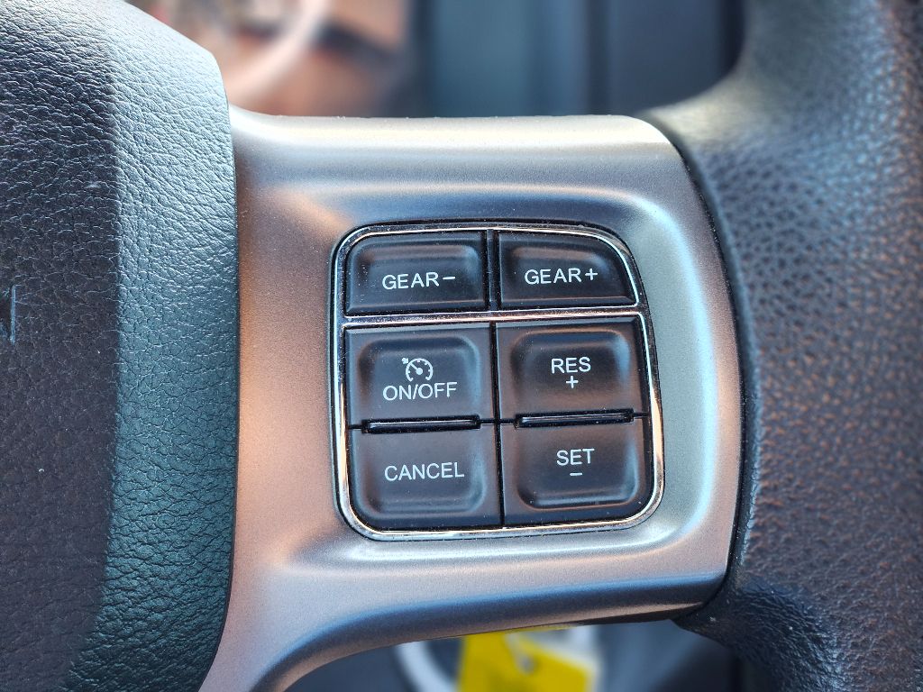 2023 Ram 1500 Classic Warlock photo 18