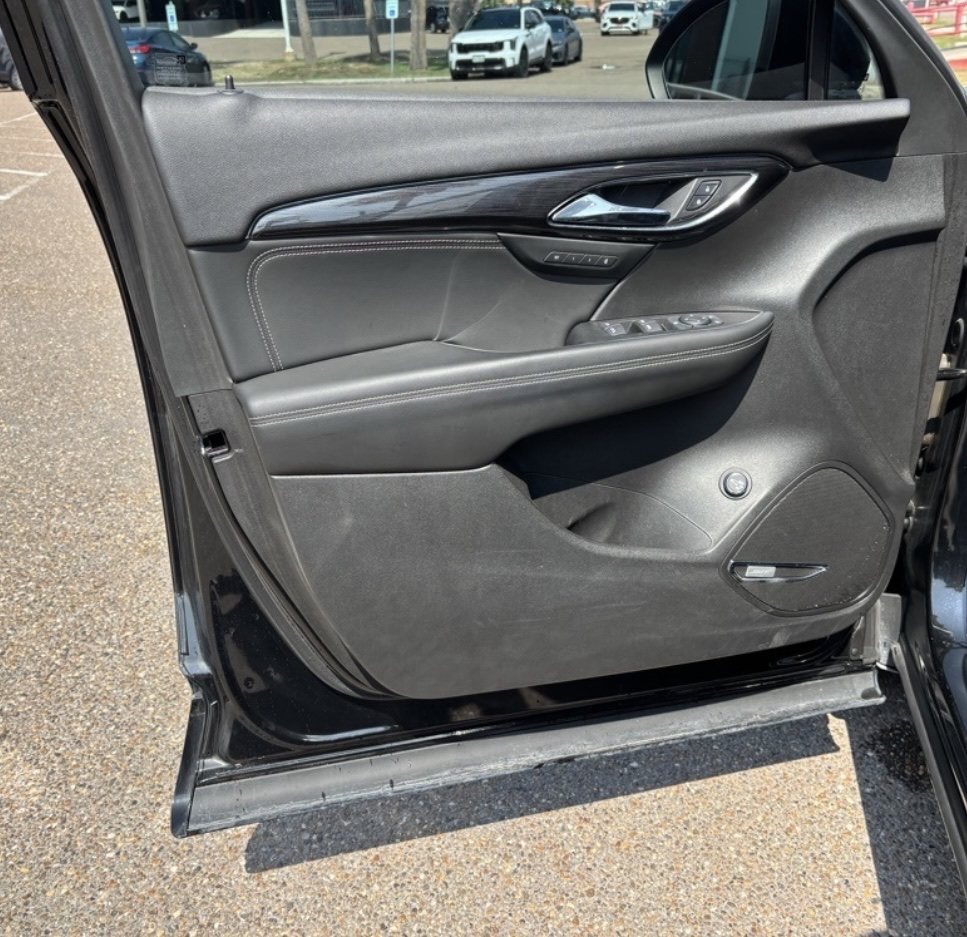 2022 Buick Envision Essence photo 12