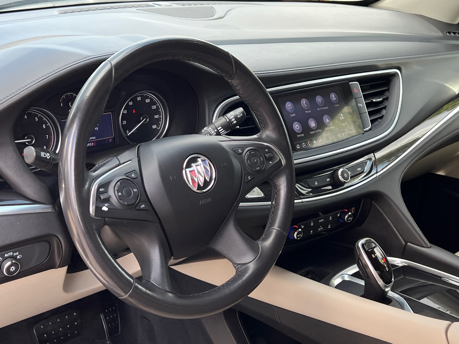 2020 Buick Enclave Essence photo 22