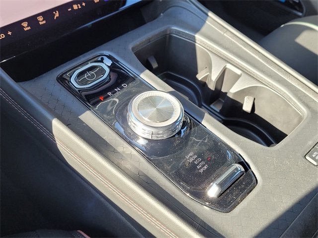 2025 Jeep Wagoneer S Launch Edition photo 10
