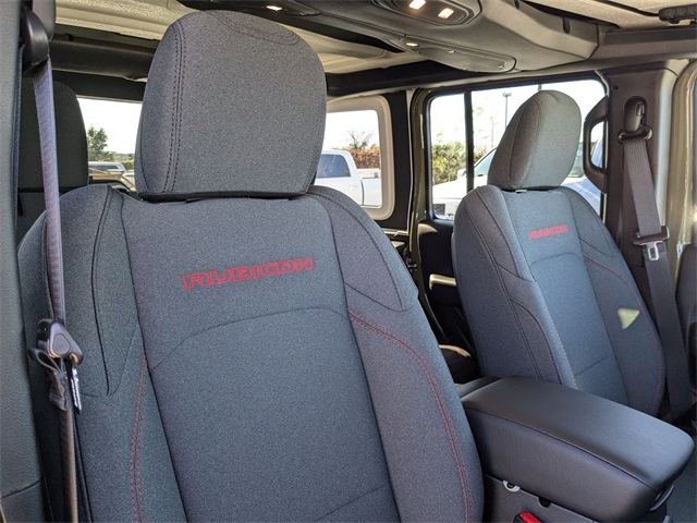 2025 Jeep Wrangler Rubicon photo 26