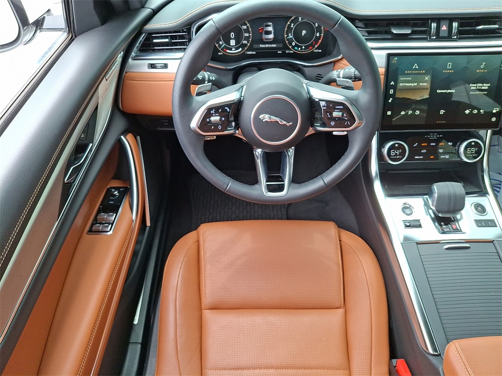 2024 Jaguar XF R-Dynamic SE photo 11