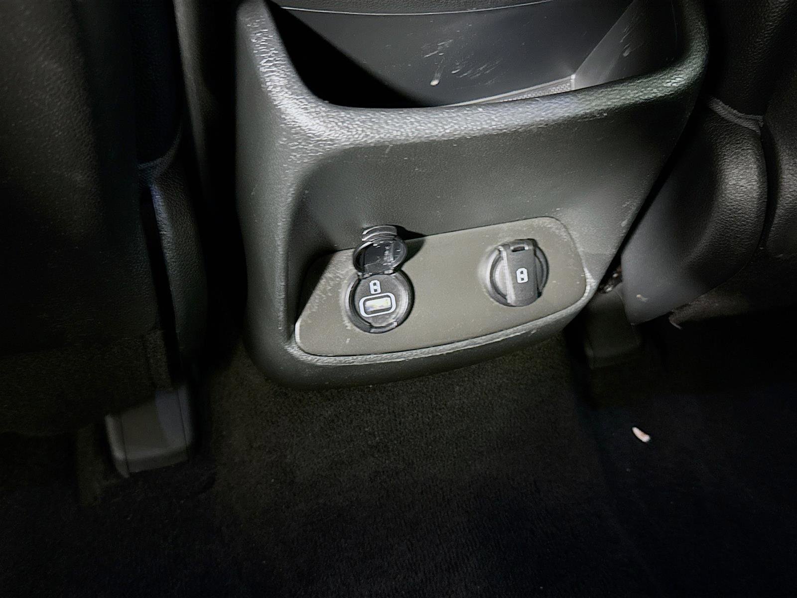 2019 Hyundai Santa Fe Limited photo 22