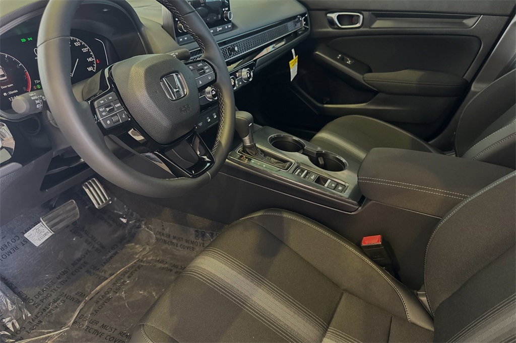 2025 Honda Civic Sport photo 9