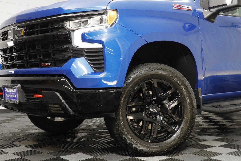 2022 Chevrolet Silverado 1500 LT Trail Boss photo 2
