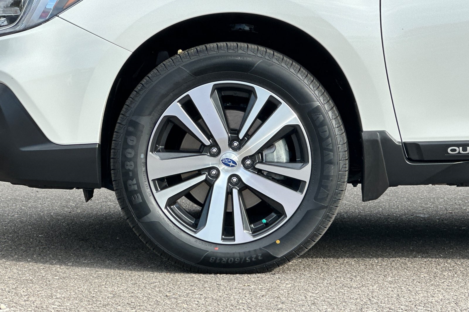 2019 Subaru Outback 3.6R Limited photo 26