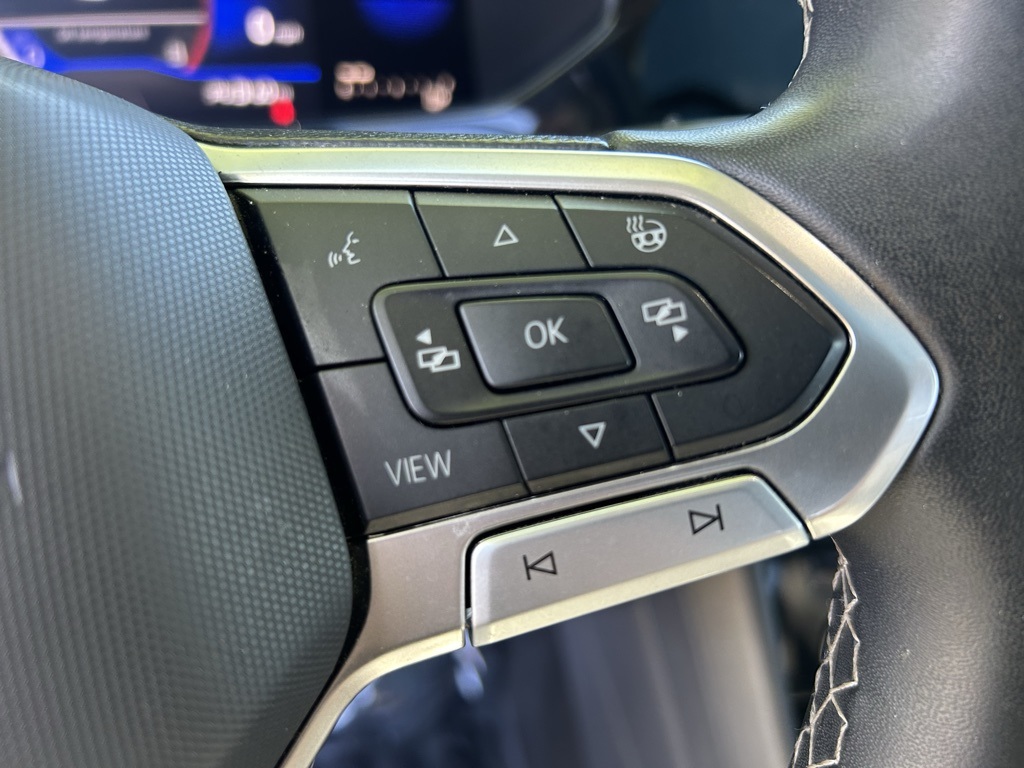 2023 Volkswagen Taos SE photo 14