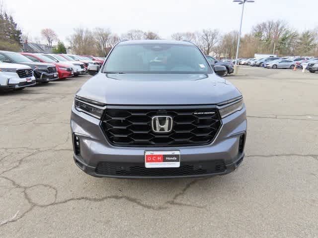 2025 Honda Pilot Black Edition photo 4