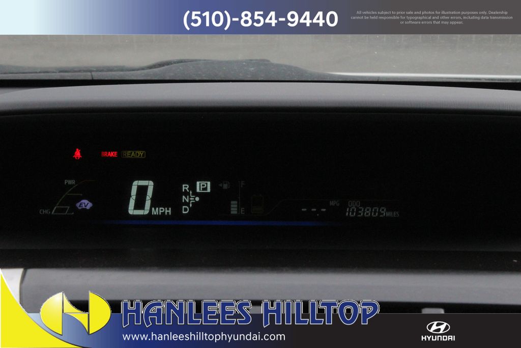 2012 Toyota Prius V Three photo 21