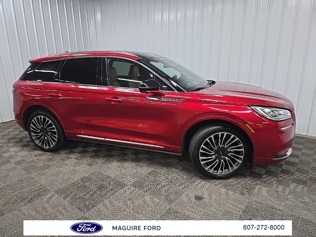 2020 Lincoln Corsair Reserve's photo