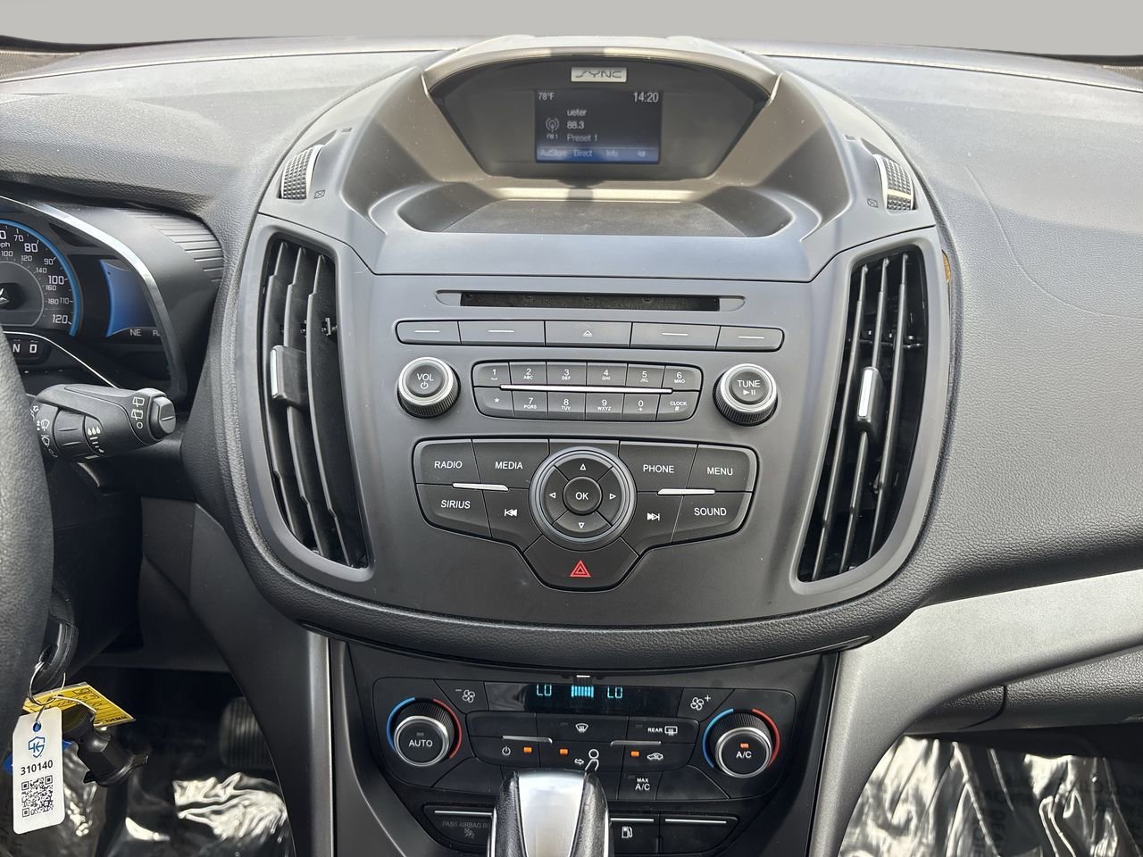 2017 Ford C-Max Hybrid SE photo 15