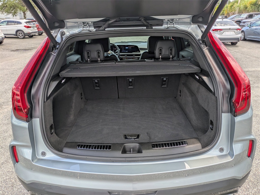 2024 Cadillac XT4 Premium Luxury photo 12