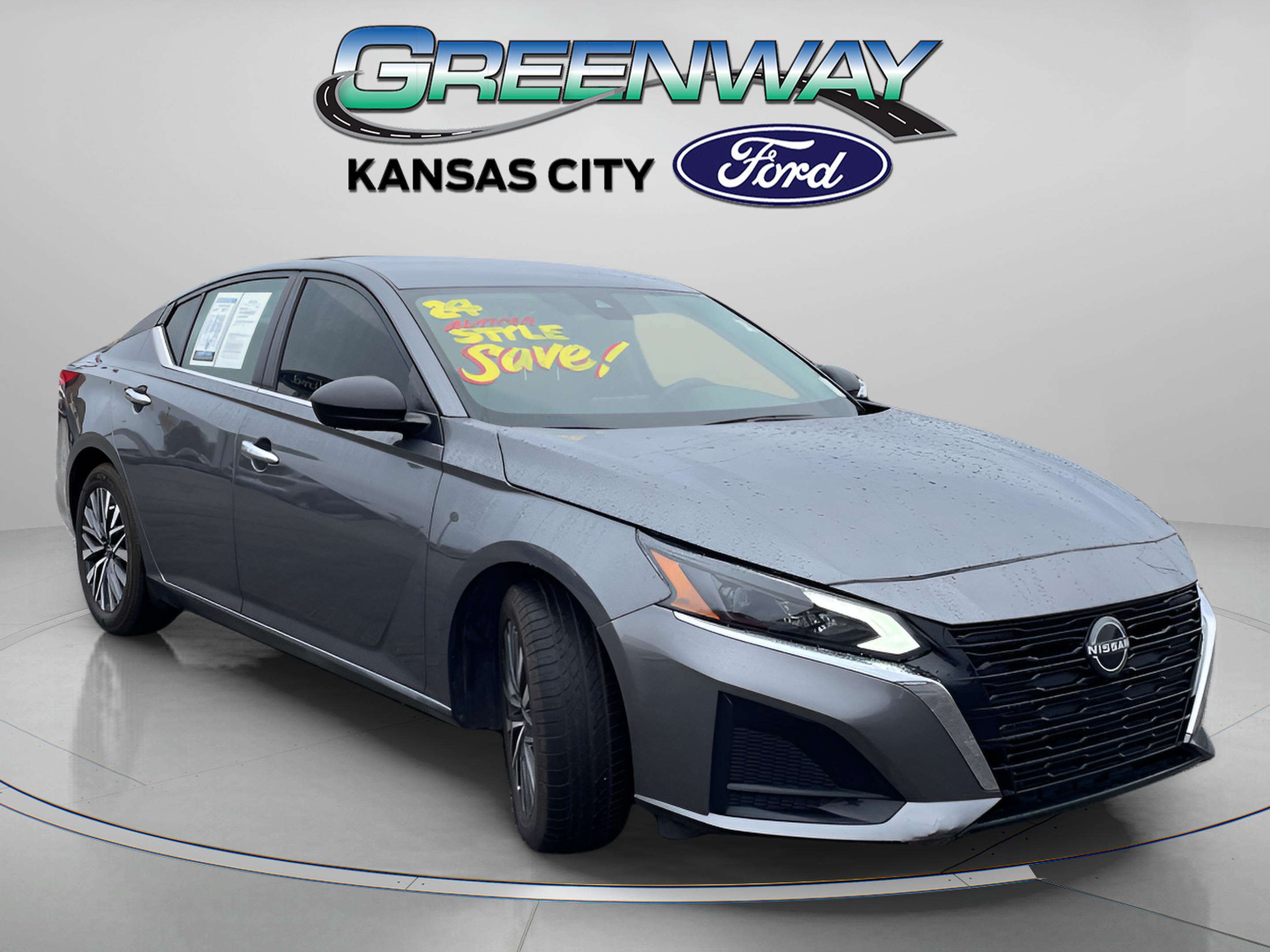 2024 Nissan Altima SV's photo