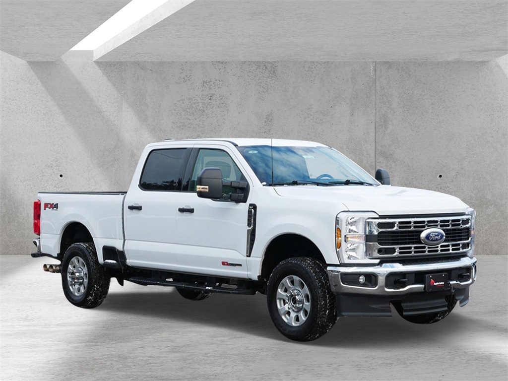2024 Ford F-350 Super Duty XLT