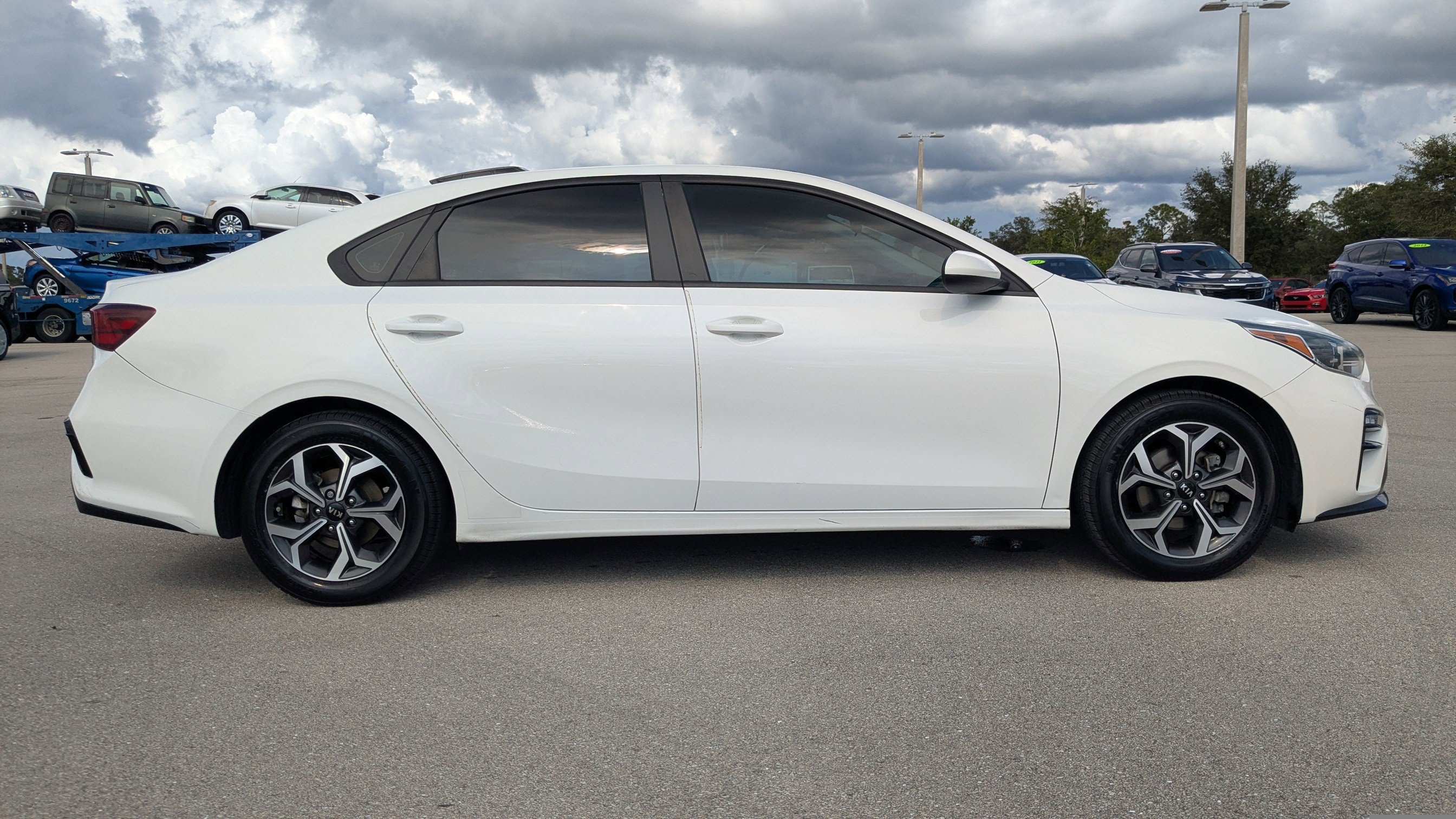 2020 Kia Forte FE LXS photo 4