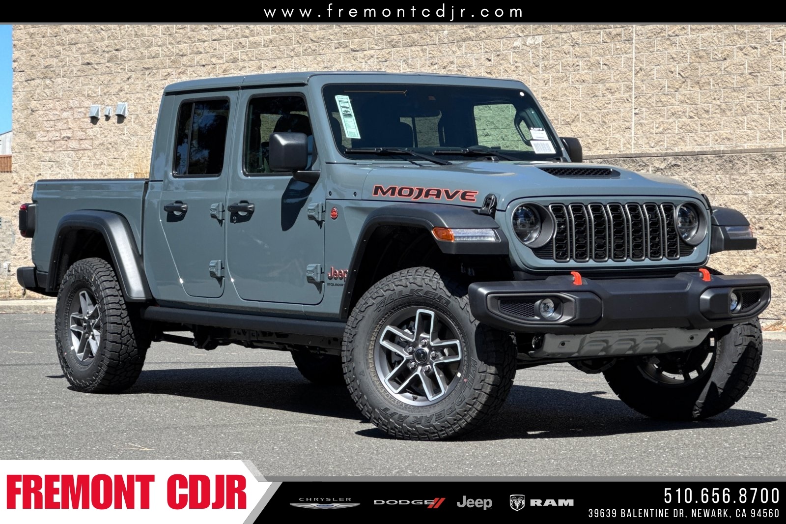 2025 Jeep Gladiator Mojave's photo