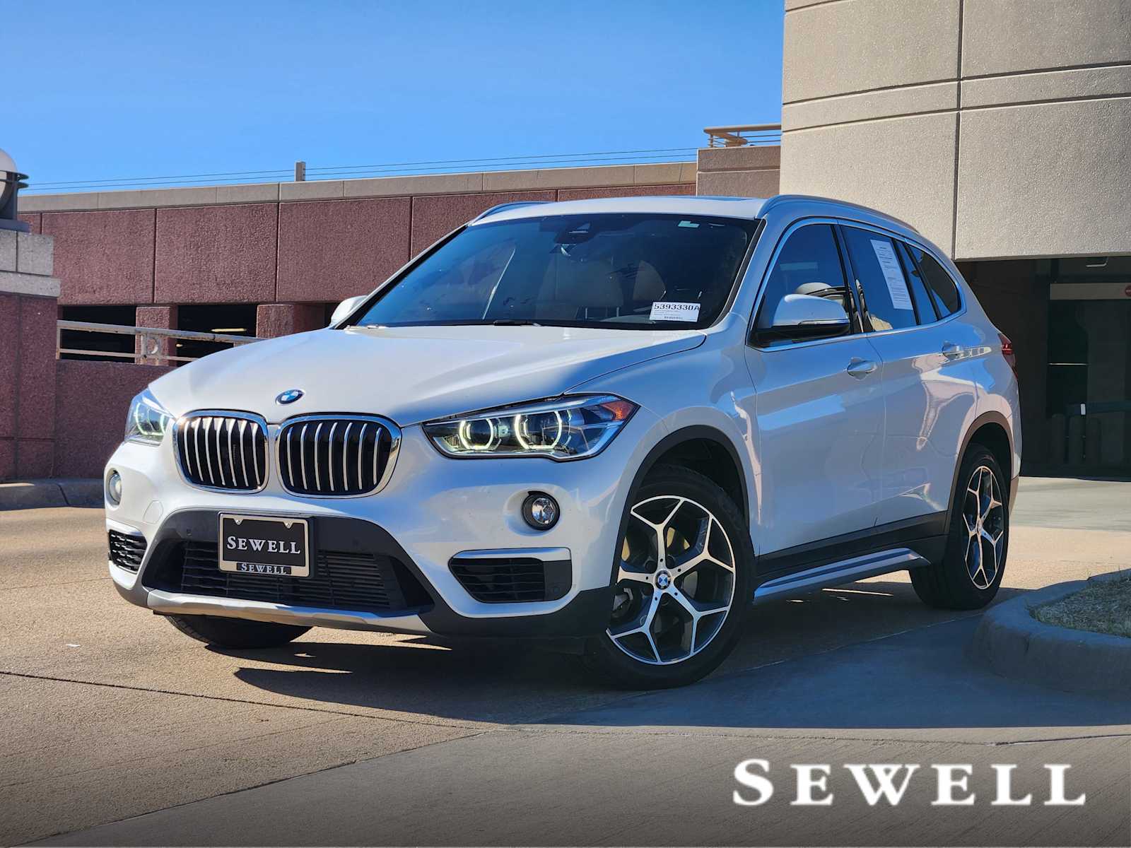 2019 BMW X1 28i's photo