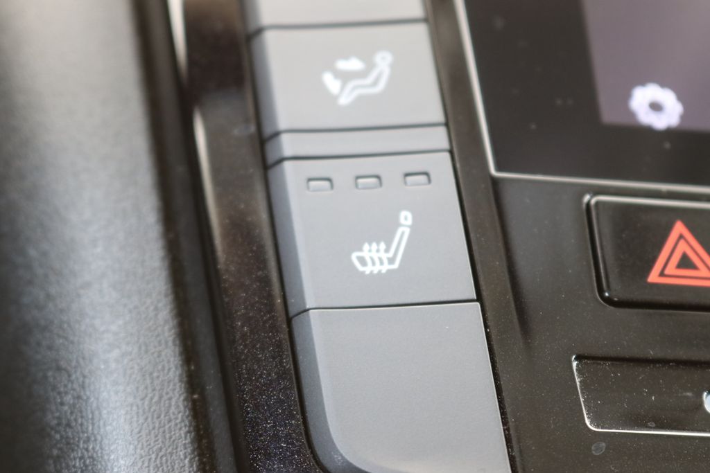 2025 Infiniti QX50 Luxe photo 38
