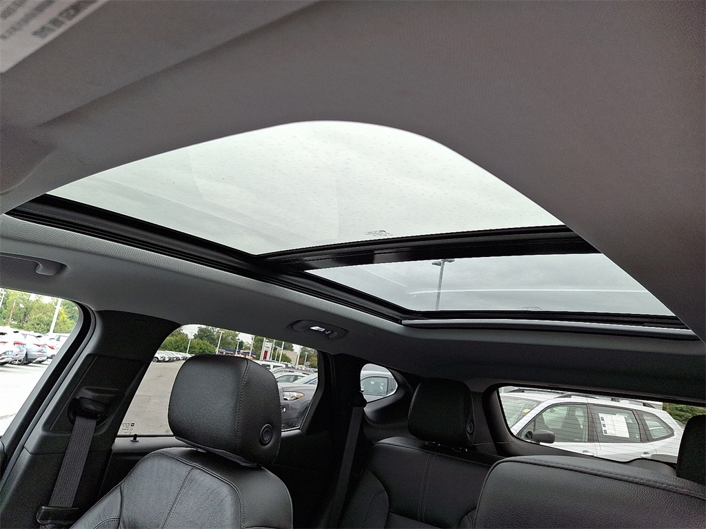 2019 Chevrolet Blazer Base photo 14