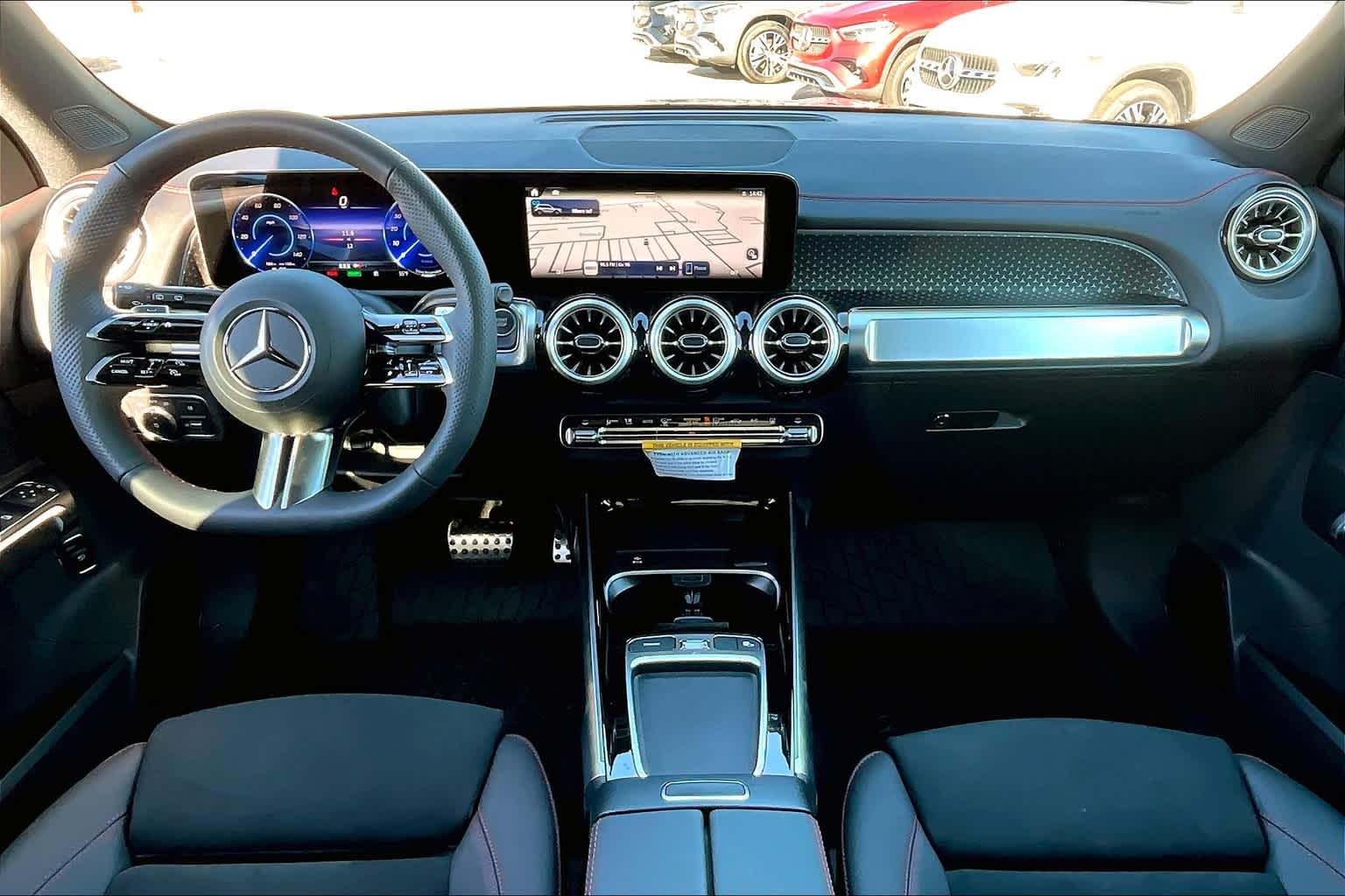 2024 Mercedes Benz EQB 350 4MATIC photo 4