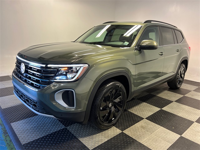 2026 Volkswagen Atlas SE Technology photo 3