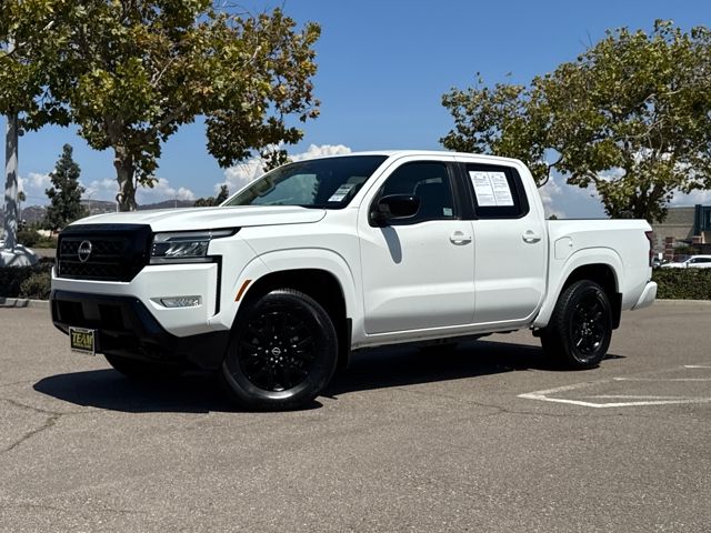 2023 Nissan Frontier SV photo 2