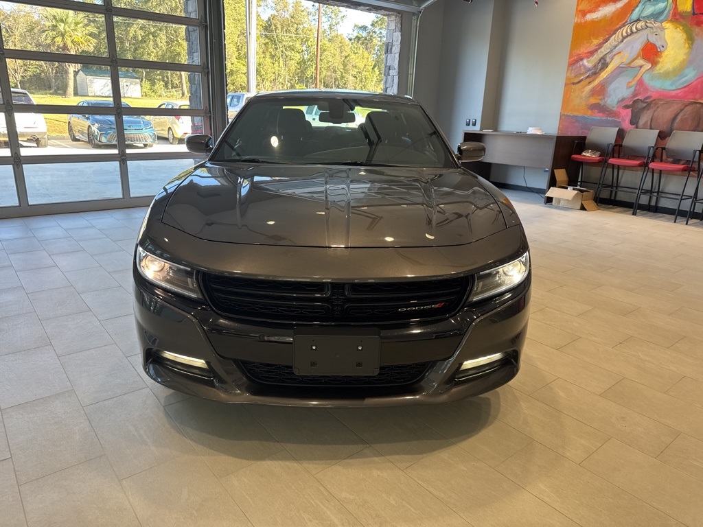 2022 Dodge Charger SXT photo 2