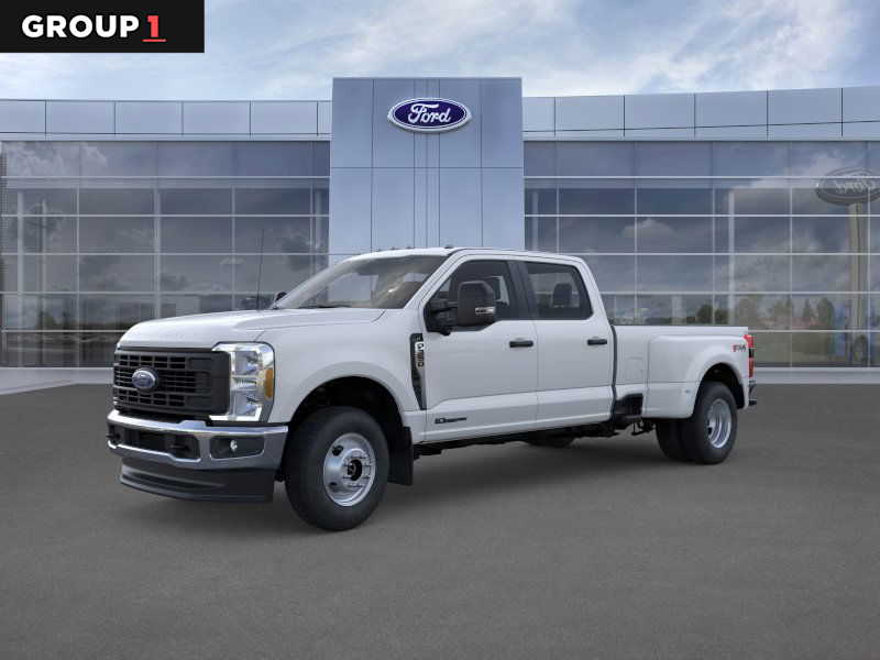 2025 Ford F-350 Super Duty XL's photo