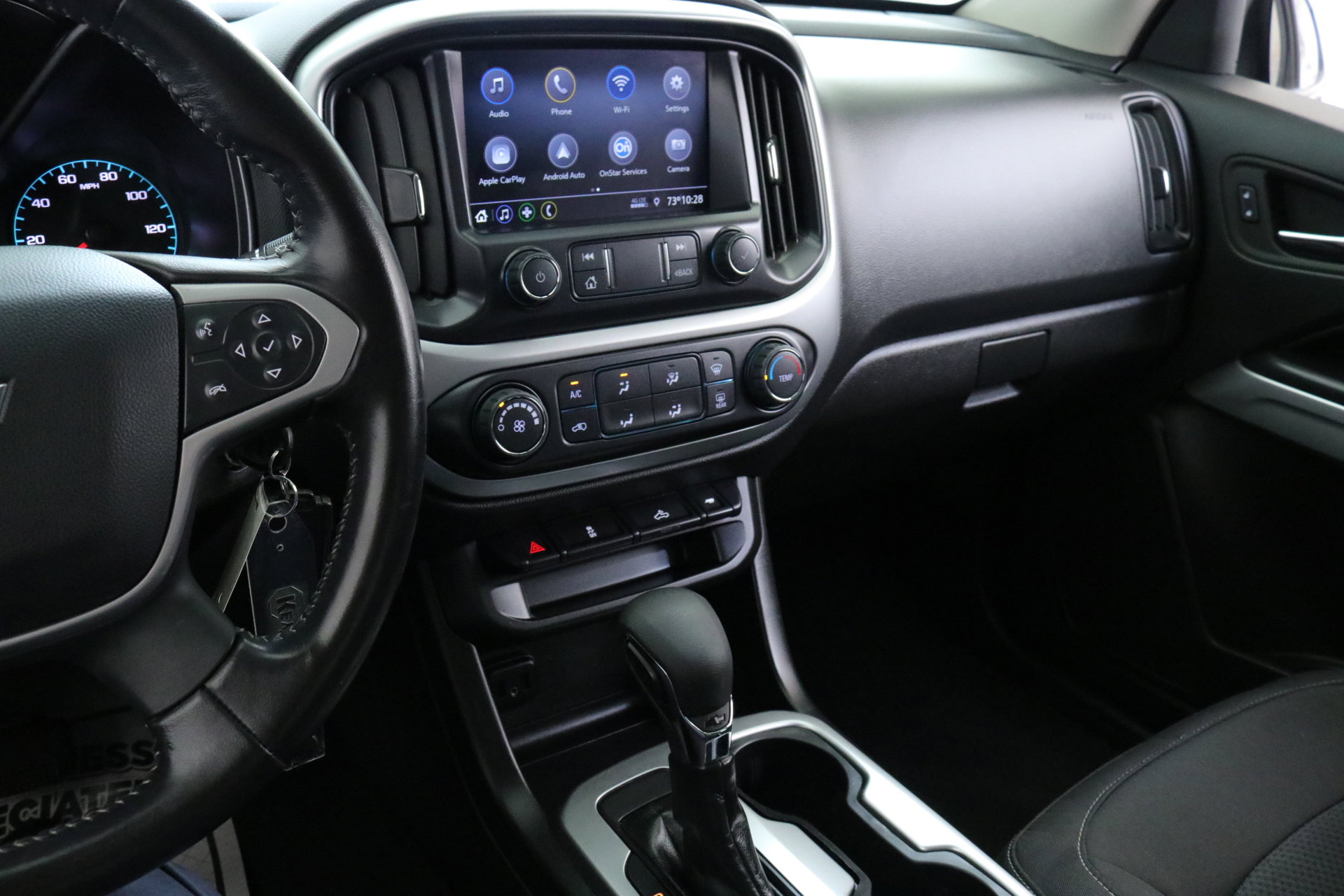 2022 Chevrolet Colorado LT photo 19