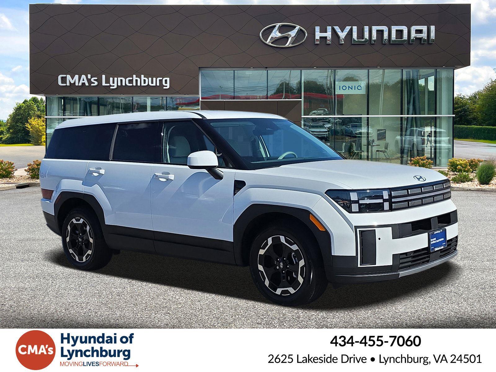 2025 Hyundai Santa Fe SE's photo