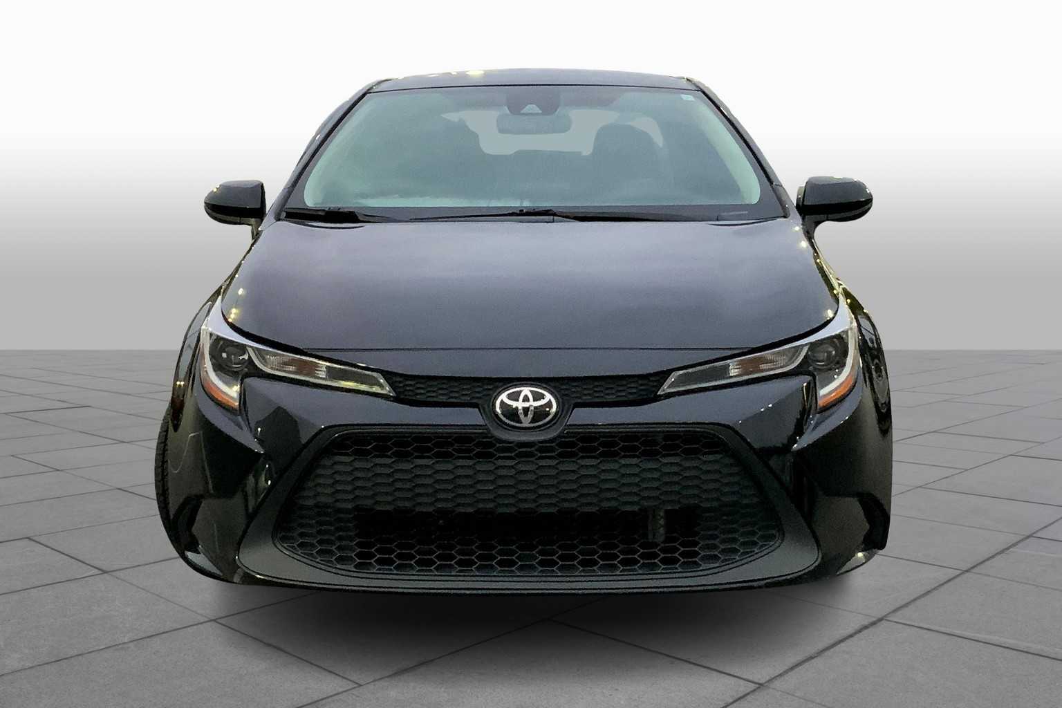 2022 Toyota Corolla L photo 3