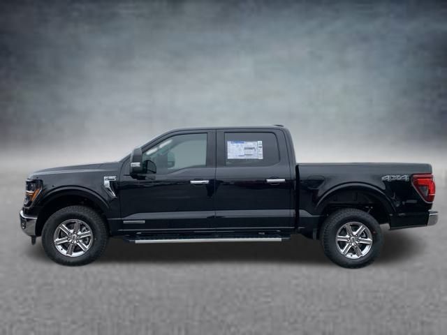 2025 Ford F-150 XLT photo 4