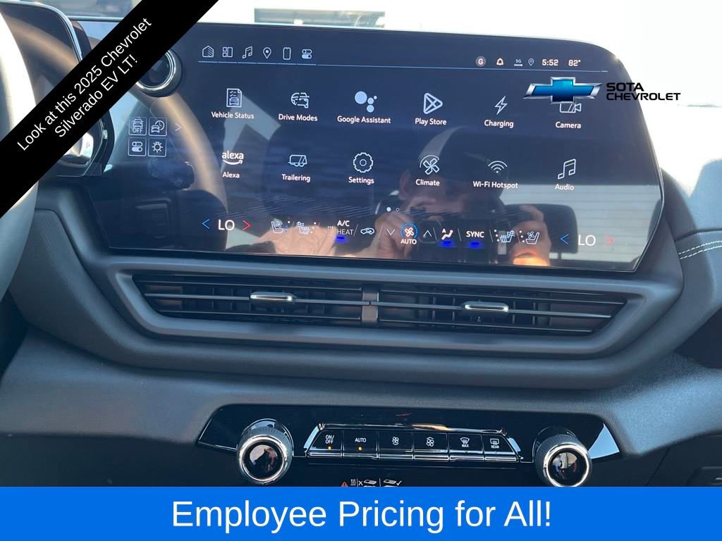 2025 Chevrolet Silverado EV LT photo 18