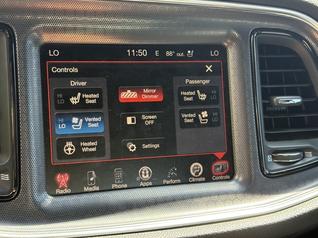 2015 Dodge Challenger SXT Plus photo 11