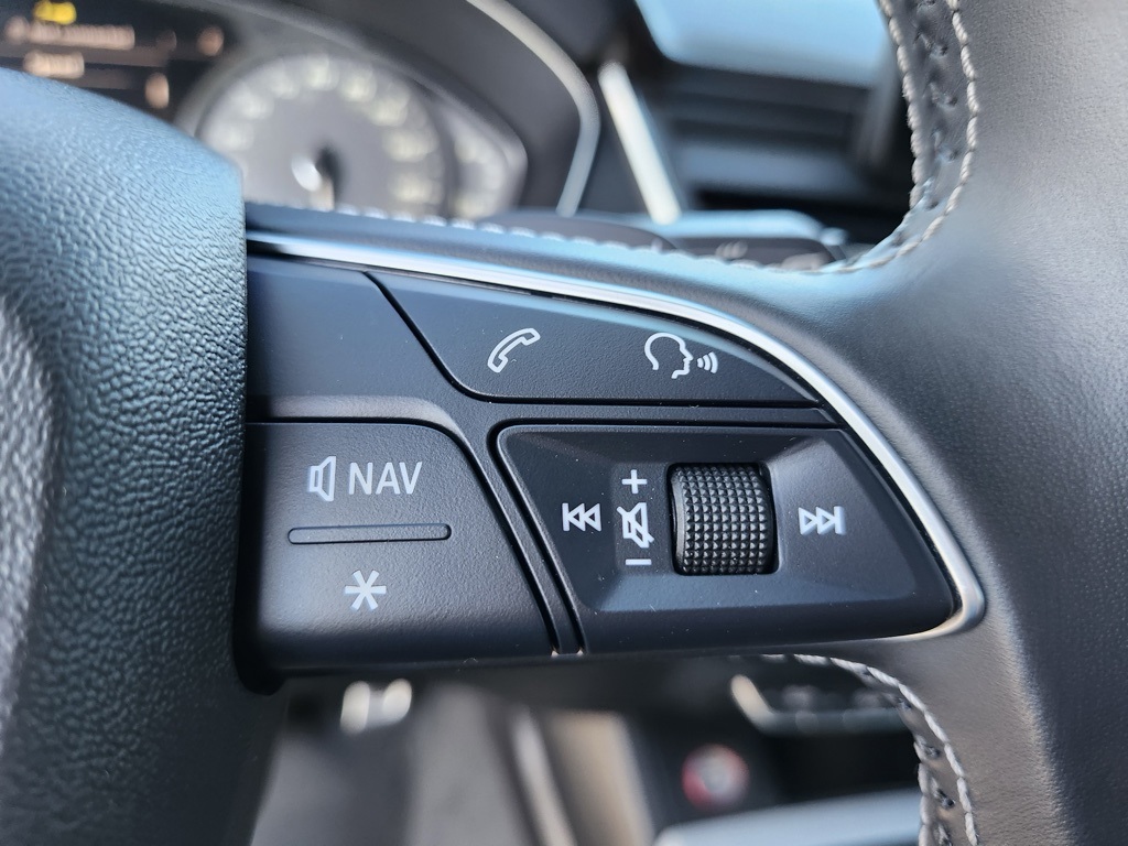 2020 Audi SQ5 Premium photo 10