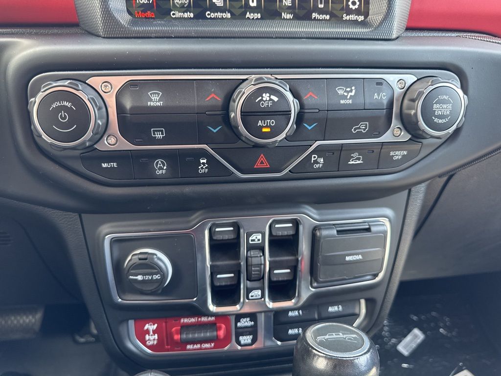 2021 Jeep Gladiator Rubicon photo 20