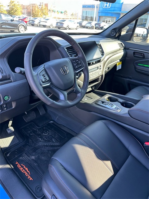 2025 Honda Ridgeline TrailSport photo 15