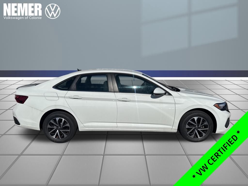2023 Volkswagen Jetta 1.5T S photo 4