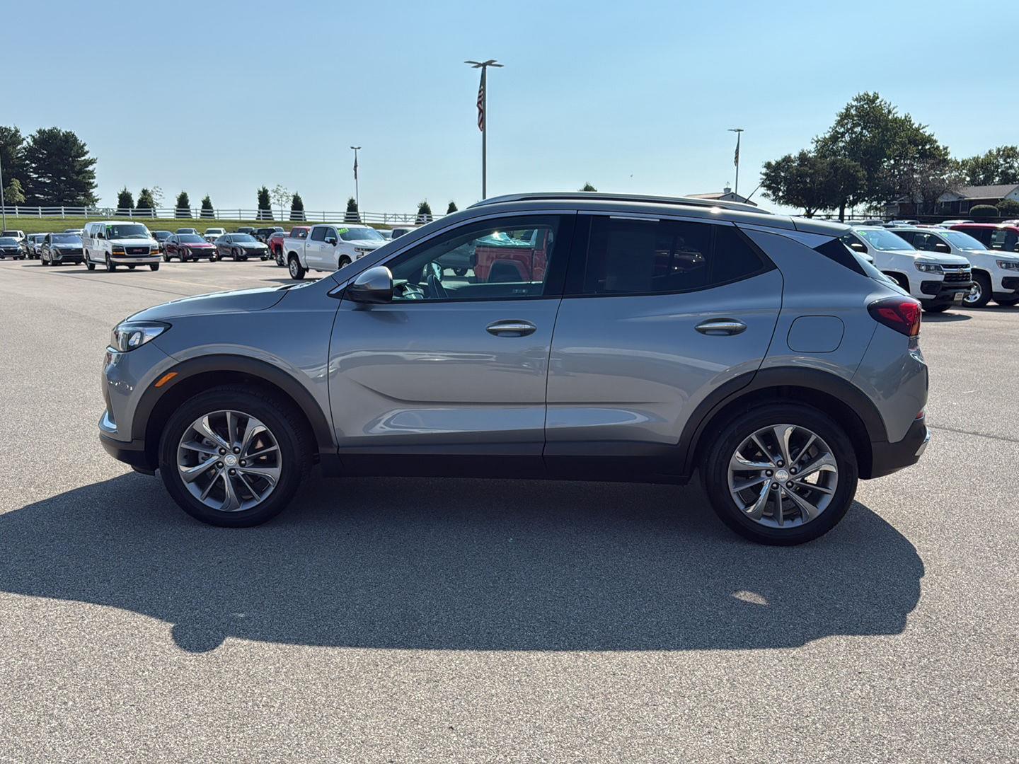 2023 Buick Encore Essence photo 3