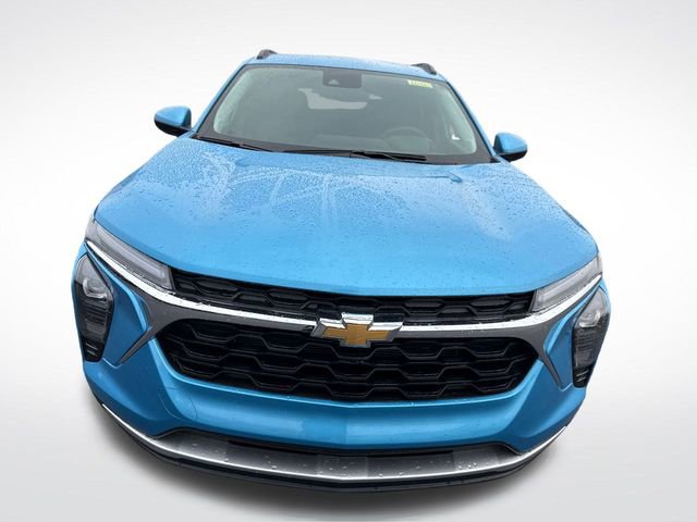 2025 Chevrolet Trax LT photo 7