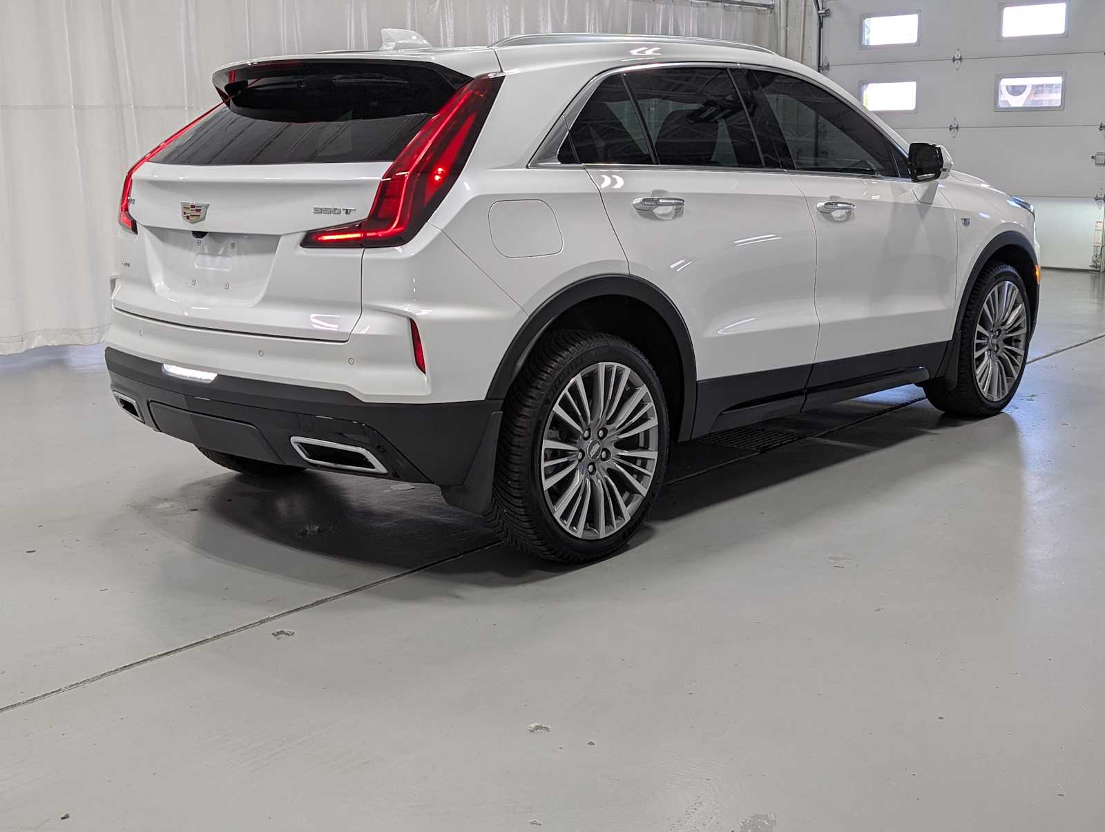 2024 Cadillac XT4 Premium Luxury photo 7