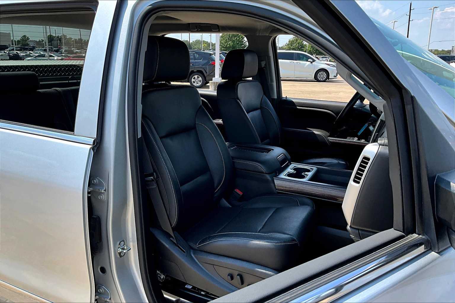 2019 Gmc Sierra HD SLT photo 8