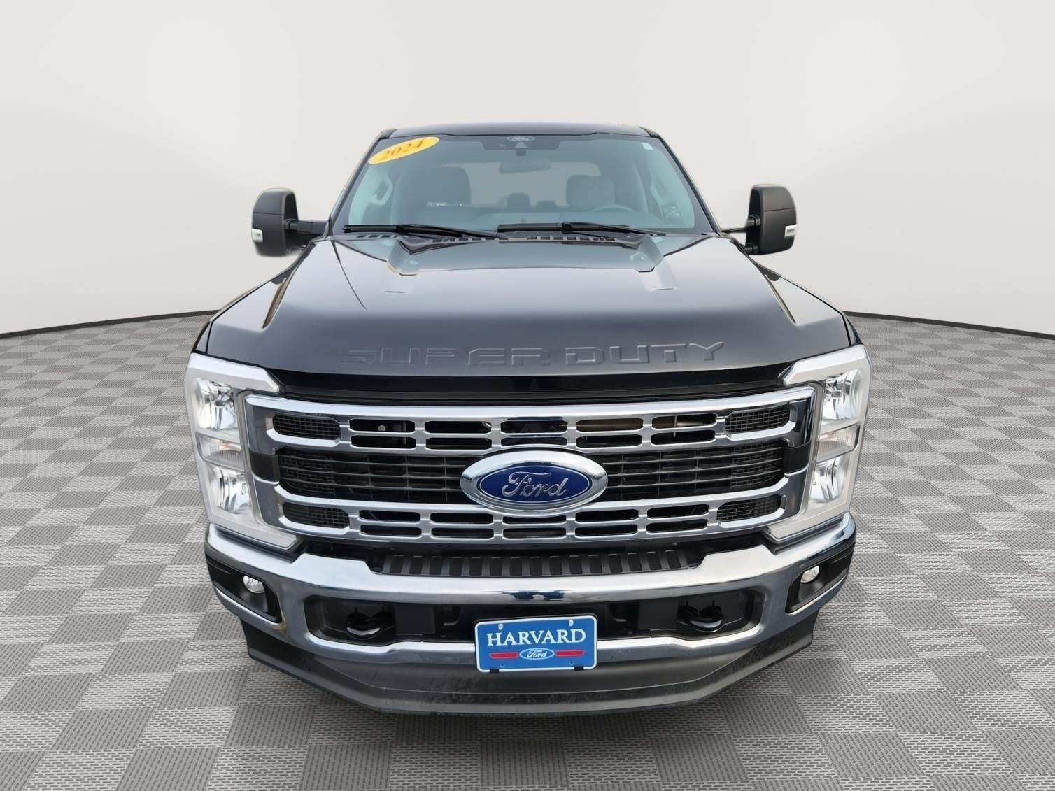 2024 Ford F-250 XLT photo 2