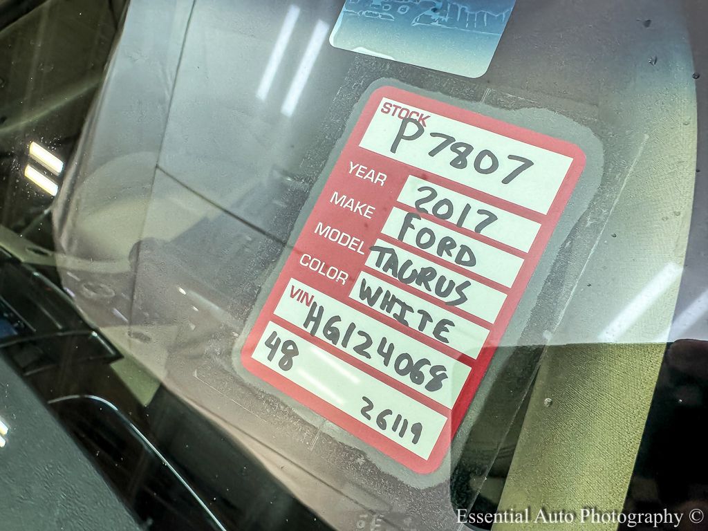 2017 FORD TAURUS - Image 30
