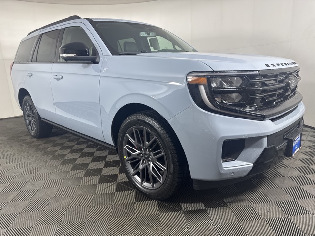 2025 Ford Expedition Platinum's photo