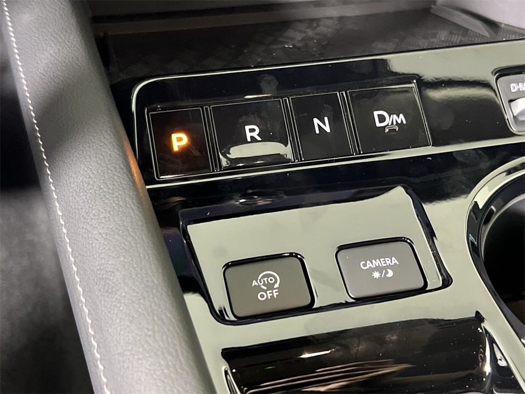 2025 Nissan Murano SL photo 21